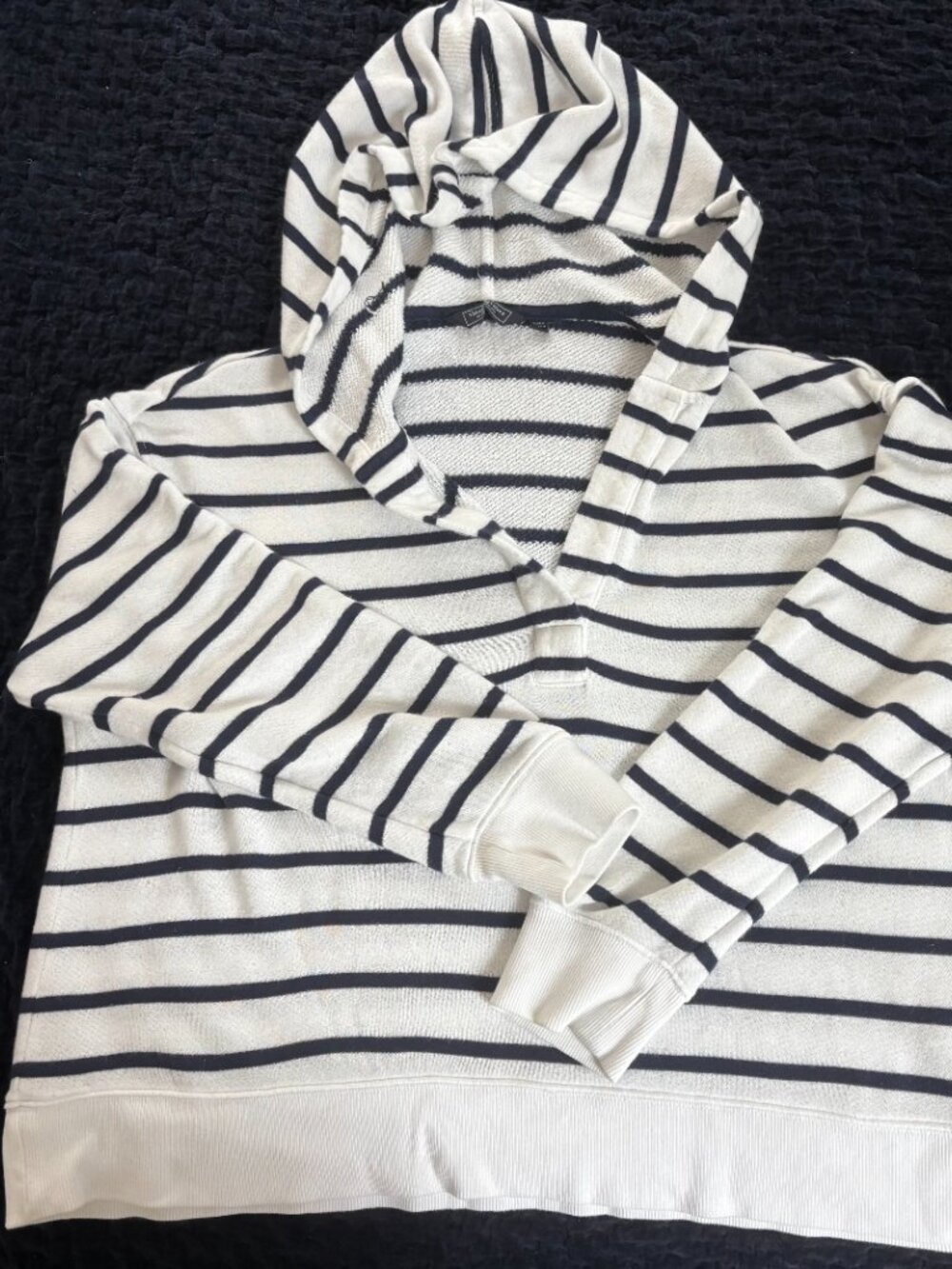 2 pc Beachy Terry Set White/Navy Stripe - Vineyard Vines - Picture 2 of 9